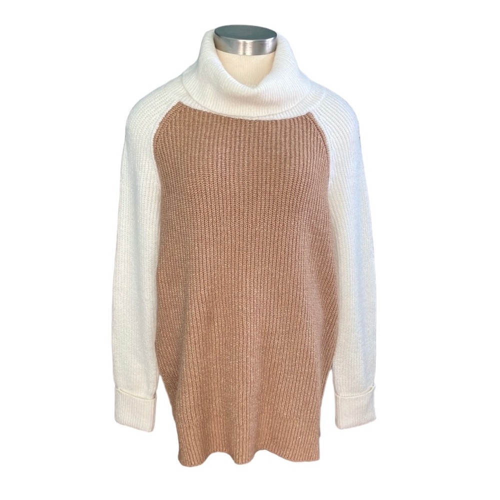 Neutral 2 tone tan and ivory costal grandma knitted sweater size large